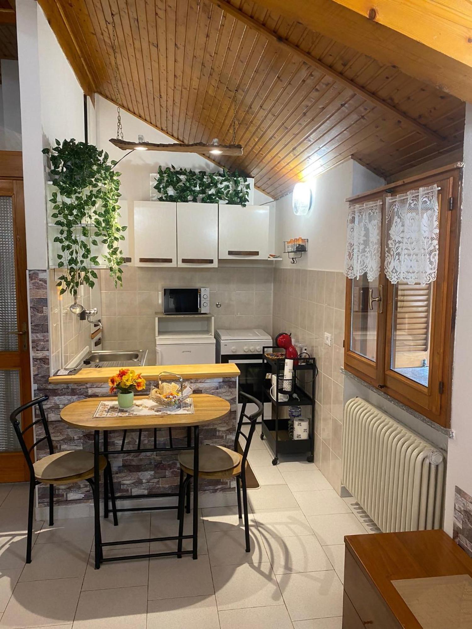 La Corte Dei Torri Loft On The Lake Oliveto Lario 외부 사진